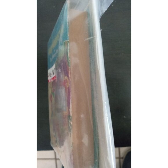 1967 Woody Woodpecker and meteor Menace Big little Book - Picture 5 of 5